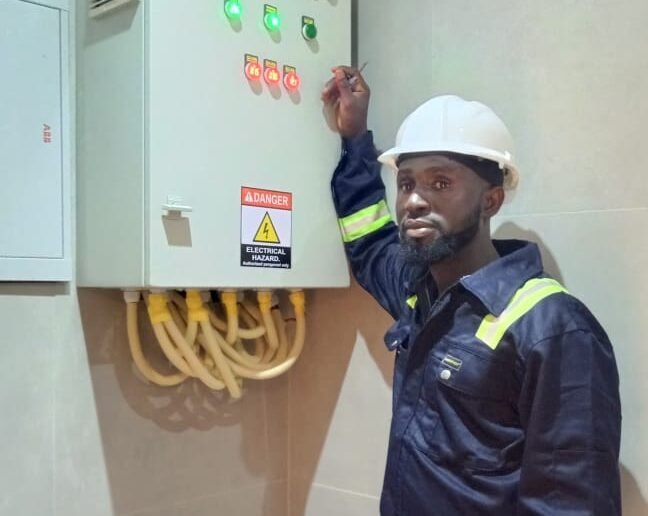 e9780cb3 62d1 4a33 8a87 55731e5bfcb9